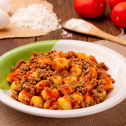 14 – carne moída + nhoque de mandioquinha + molho de tomate