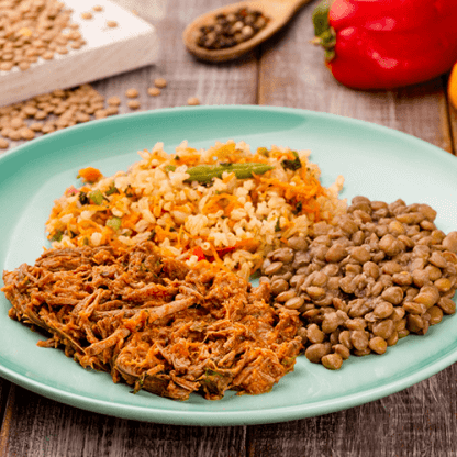 12 – carne desfiada + arroz integral à grega + lentilha 12 – carne desfiada + arroz integral à grega + lentilha