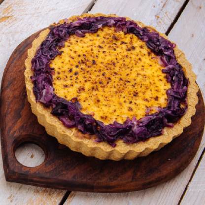 quiche de queijo de cabra com cebola roxa caramelizada (m)