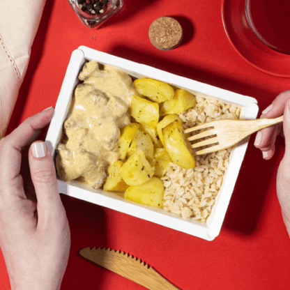 marmita – strogonoff light de carne + arroz integral + batata sautée marmita – strogonoff light de carne + arroz integral + batata sautée