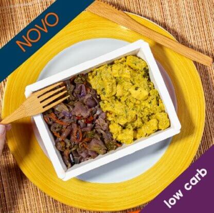 marmita – frango ao curry + legumes salteados – low carb